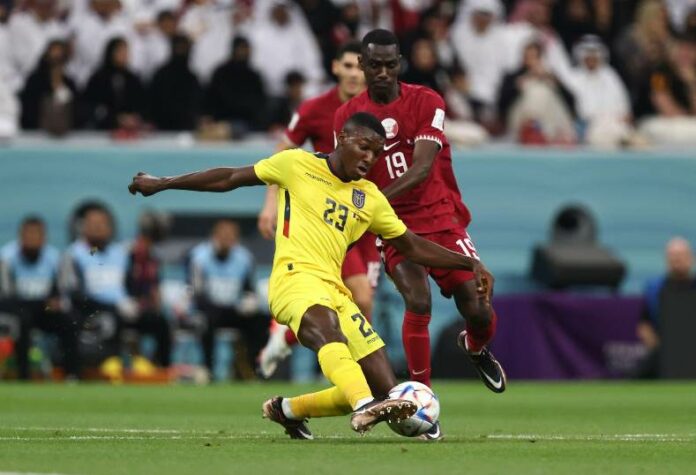 قطر تخسر من الإكوادور في أول مباراة افتتاح مونديال كأس العالم 2022م