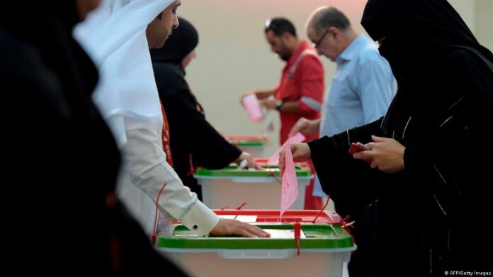 ماذا يفعل الموساد في انتخابات البحرين؟