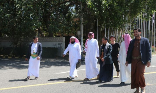 السعودية تتقرب من صنعاء بتفكيك الرئاسي