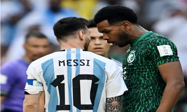 الفيفا تغّرم السعودية بسبب سوء أخلاق لاعبيها في كأس العالم