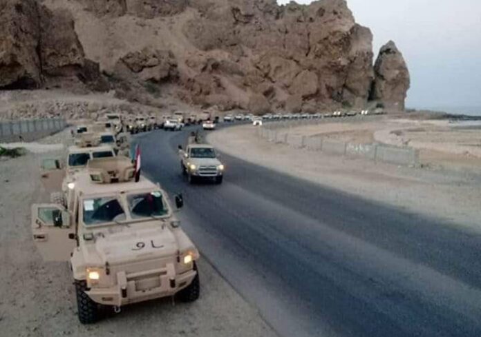 اسقاط أولى مدن وادي حضرموت وترتيبات لاجتياح الثانية ودخول قوات الى عدن ترفع أعلام اليمن