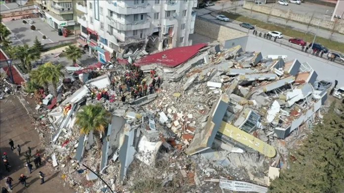 وفيات زلزال تركيا تتجاوز 4500.. وتأثيره شمل نحو 110 آلاف كلم مربع