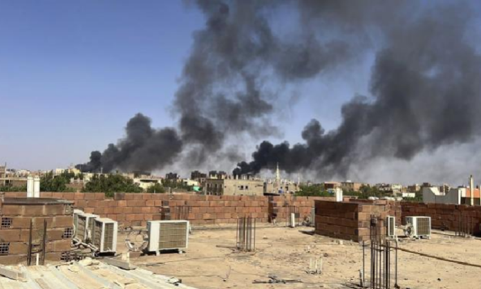 حرب السودان.. 20 يوماً من المعارك والمواجهات مستمرة رغم تمديد الهدنة