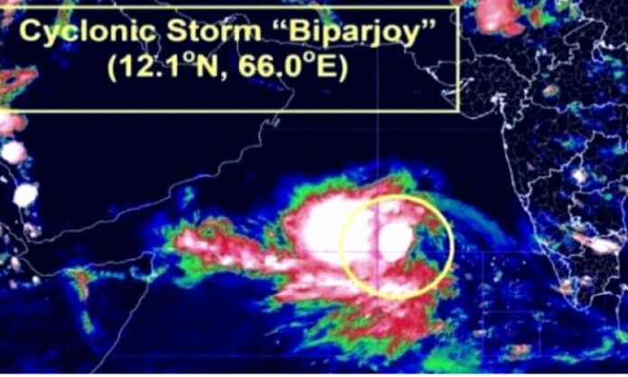 الأرصاد يحذر من العاصفة الإعصارية (بيبارجوي) علي السواحل