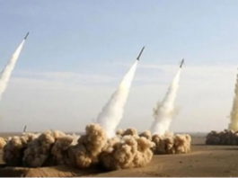 هجوم من اليمن بالصواريخ والمسيَّرات أكبر مما وصفه البنتاغون.. ودولة عربية تعترضُ أحد الصواريخ اليمنية