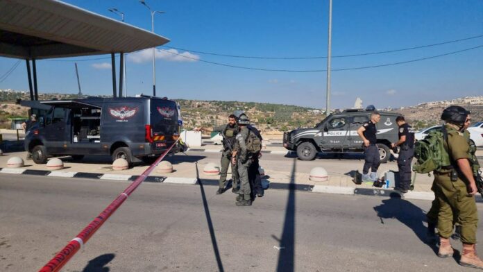 عملية حاجز الأنفاق.. إصابة 6 جنود صهاينة في عملية إطلاق نار في القدس المحتلة ثلاثة حالتهم خطيرة 