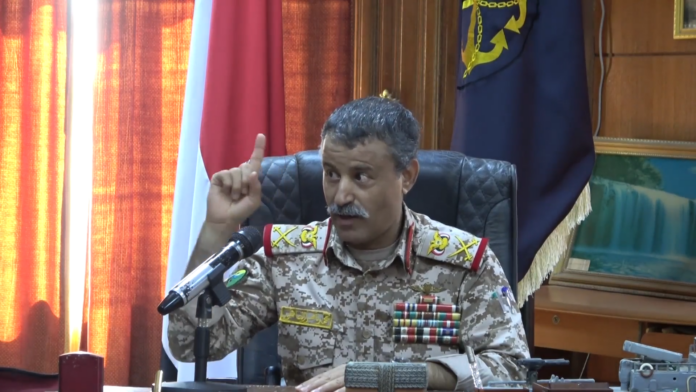 وزير الدفاع اليمني: حركة السفن آمنة والأساطيل الأمريكية لن توقفنا عن إسناد غزة ولدينا الاستعداد الكامل لمواجهة طويلة الأمد