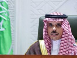 ورد الآن.. صنعاء تكشف "اتفاق جديد" مع مأرب وتعرض دعم "للانتقالي" والسعودية تسرب "صفقة أمريكية" مع الحوثيين