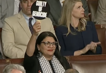 50 نائبا في الكونغرس يقاطعون الخطاب.. النائبة رشيدة طليب ترفع لافتة “مجرم حرب” وتقاطع نتنياهو أثناء كلمته في الكونغرس