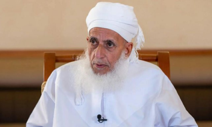مفتي عمان يشيد بموقف اليمن 