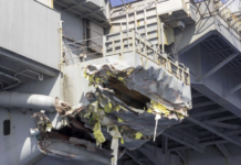 فضيحة القرن البحري: تحقيق رسمي أمريكي يكشف انهيار “الأسطول الذي لايقهر” تحت نيران اليمن في البحر الأحمر فضيحة القرن البحري: تحقيق رسمي أمريكي يكشف انهيار "الأسطول الذي لايقهر" تحت نيران اليمن في البحر الأحمر