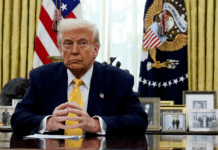 ترامب يهدد بغزو فنزويلا ويرسل قاذفات B-1 إلى الكاريبي.. عودة “عقيدة الهيمنة” تحت ذريعة الأمن ومحاربة المخدرات ترامب يهدد بغزو فنزويلا ويرسل قاذفات B-1 إلى الكاريبي.. عودة "عقيدة الهيمنة" تحت ذريعة الأمن ومحاربة المخدرات