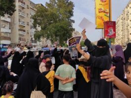 عدن على شفا الانفجار: جرعة سعرية جديدة تضرب المدينة وسط انهيار غير مسبوق للعملة