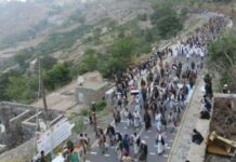 عروض ومسيرات في “شاهل” حجة و”ظهار” إب بالذكرى الثانية لـ”طوفان الأقصى”