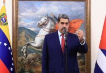 مادورو يتوعّد واشنطن: “لن نكون عبيداً للإمبريالية الأمريكية وسندافع عن فنزويلا بوحدةٍ صلبة”