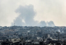 خروقات هدنة غزة.. قصف إسرائيلي جديد شرق “خان يونس” بالتزامن عمليات نسف وهدم واسعة لمبانٍ سكنية