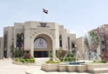 حكومة صنعاء ترحب بمبادرة شيخ الأزهر وتعلن استعدادها لاستقبال لجان الوساطة